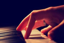 征途国际：德雷森谈诺伊尔伤病：有轻微并发症，但他的伤势在掌控范围内.